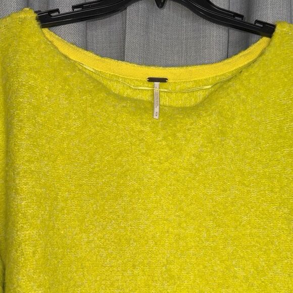 The Free People Womens M Citron Moira Slouchy Boucle Tunic Sweater Oversized Top - Picture 5 of 9